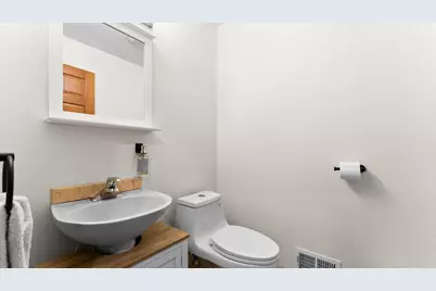 4490 N Squirrel Road, Auburn Hills, MI 48326 - Photo 19