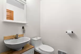 4490 N Squirrel Rd, Auburn Hills, MI 48326 - Photo 19