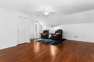 4490 N Squirrel Rd, Auburn Hills, MI 48326 - Photo 33