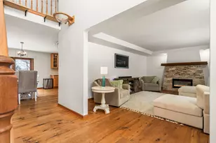 4490 N Squirrel Rd, Auburn Hills, MI 48326 - Photo 15