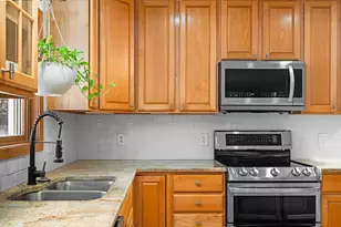 4490 N Squirrel Rd, Auburn Hills, MI 48326 - Photo 25