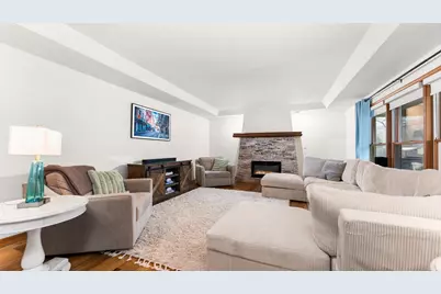 4490 N Squirrel Road, Auburn Hills, MI 48326 - Photo 11