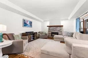 4490 N Squirrel Rd, Auburn Hills, MI 48326 - Photo 11