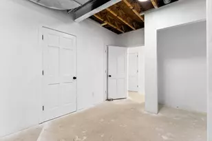 4490 N Squirrel Rd, Auburn Hills, MI 48326 - Photo 41