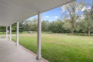 26700 Martinsville Rd, New Boston, MI 48164 - Photo 9