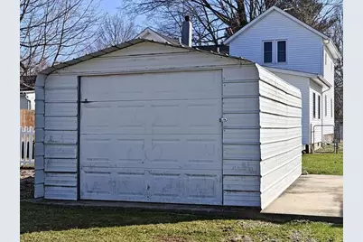 6627 E Berrien Street E, Eau Claire, MI 49111 - Photo 7