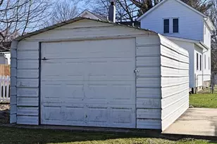 6627 E Berrien Street E, Eau Claire, MI 49111 - Photo 7