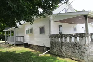 6627 E Berrien Street E, Eau Claire, MI 49111 - Photo 7