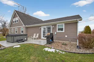 1047 Wamplers Lake Rd, Brooklyn, MI 49230 - Photo 5