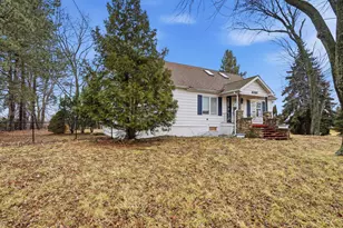 4380 N Center Rd, Saginaw, MI 48604 - Photo 3