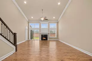 4313 Bennett Park Cir, Troy, MI 48085 - Photo 7