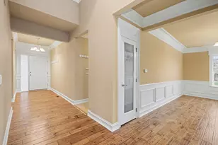 4313 Bennett Park Cir, Troy, MI 48085 - Photo 13