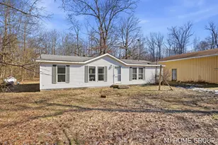 5312 120th Ave, Fennville, MI 49408 - Photo 3