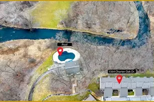1564 Charter Oak Dr, Rochester Hills, MI 48309 - Photo 23