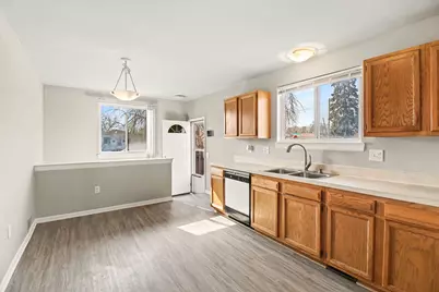 17245 Martin Road, Roseville, MI 48066 - Photo 9