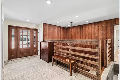 1134 S Lakeside Drive S, Battle Creek, MI 49015 - Photo 13