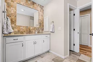 1134 S Lakeside Dr S, Battle Creek, MI 49015 - Photo 19