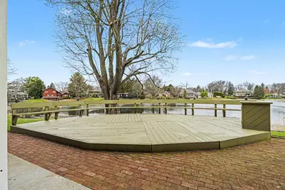 1134 S Lakeside Drive S, Battle Creek, MI 49015 - Photo 29