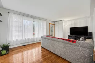 2463 Kinney Ave NW, Grand Rapids, MI 49534 - Photo 9