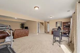 4660 Haywood Dr SE, Kentwood, MI 49512 - Photo 19