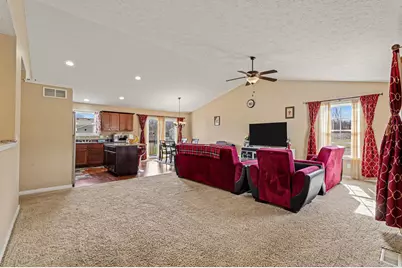 4660 Haywood Drive SE, Kentwood, MI 49512 - Photo 5
