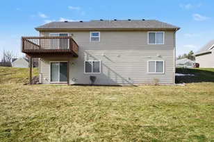 4660 Haywood Dr SE, Kentwood, MI 49512 - Photo 25