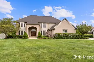 150 Bay Cir Dr, Holland, MI 49424 - Photo 1