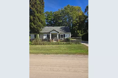22211 Grandy Street, Clinton, MI 48035 - Photo 1