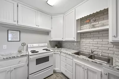 559 Northwestern Drive, Adrian, MI 49221 - Photo 11