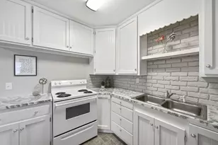 559 Northwestern Dr, Adrian, MI 49221 - Photo 11