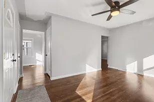 64 Pleasant Ave, Battle Creek, MI 49015 - Photo 7