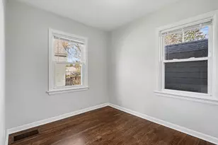 64 Pleasant Ave, Battle Creek, MI 49015 - Photo 13