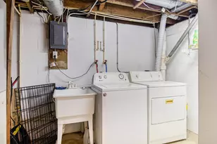 432 N Riverview Dr, Kalamazoo, MI 49004 - Photo 23