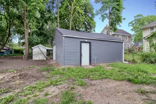 609 W Biddle St, Jackson, MI 49203 - Photo 29