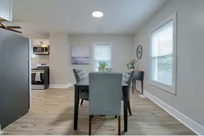 609 W Biddle Street, Jackson, MI 49203 - Photo 9