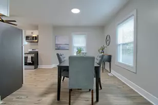 609 W Biddle St, Jackson, MI 49203 - Photo 9