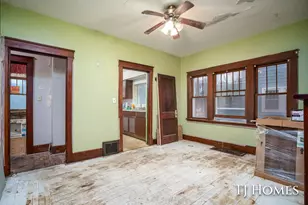 30 East Ave N, Battle Creek, MI 49017 - Photo 9