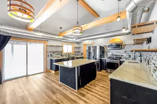 544 W Upton Ave, Reed City, MI 49677 - Photo 3