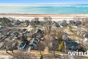 432 N Shore Dr, South Haven, MI 49090 - Photo 1