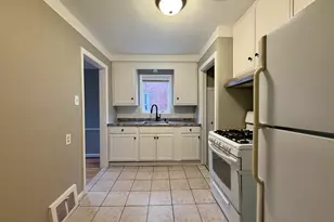 3482 Grayton St, Detroit, MI 48224 - Photo 9