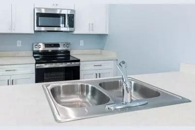 557 Ira Avenue, Kalamazoo, MI 49048 - Photo 3