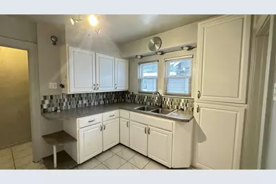 515 Storrs Street SE, Grand Rapids, MI 49507 - Photo 9