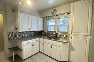 515 Storrs St SE, Grand Rapids, MI 49507 - Photo 9