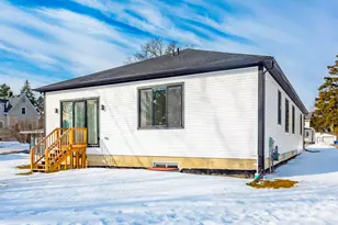 1858 Upland Dr, Ann Arbor, MI 48105 - Photo 61