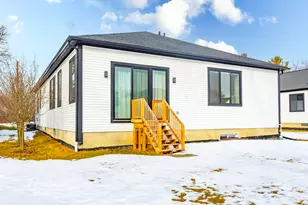 1858 Upland Dr, Ann Arbor, MI 48105 - Photo 59