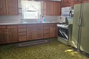 711 Orchard, Albion, MI 49224 - Photo 5