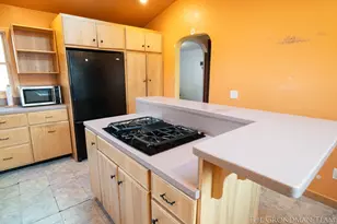 625 W Clinton St, Hastings, MI 49058 - Photo 13