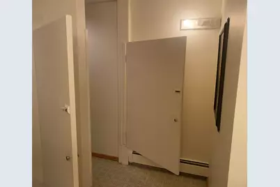 7033 Hammond Avenue SE, Caledonia, MI 49316 - Photo 9