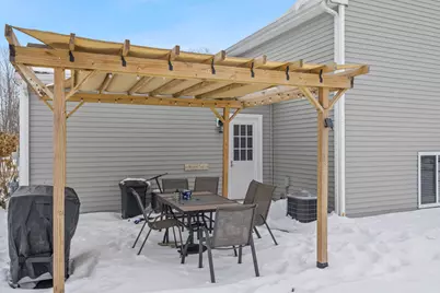 9615 Hessler Xing, Rockford, MI 49341 - Photo 23