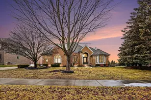 372 Overlook Dr, Oxford, MI 48371 - Photo 5